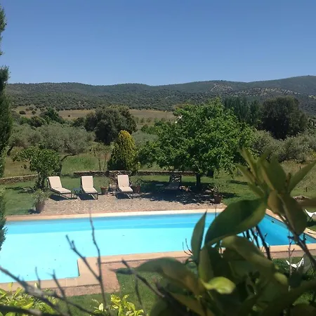 Летний дом Casa Rural Finca Santa Marta Трухильо