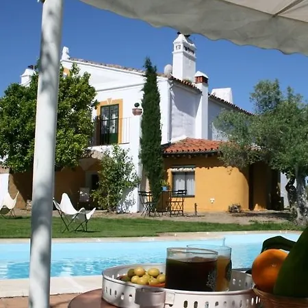 Casa Rural Finca Santa Marta 트루히요